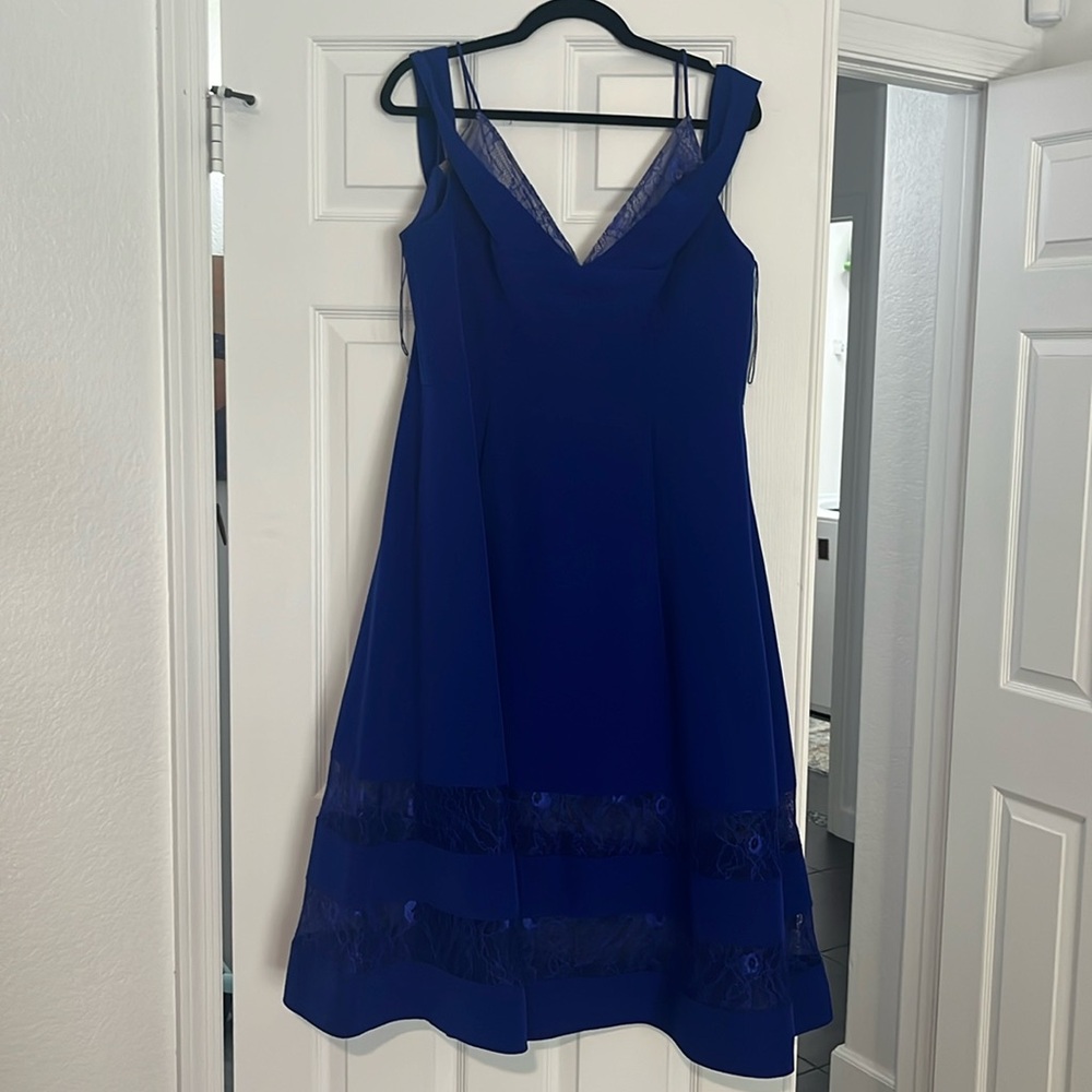 Beautiful Blue Midi Formal Dress